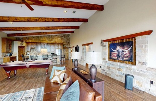 Bryan House | Riverside Oasis: Pool Table Entertainment