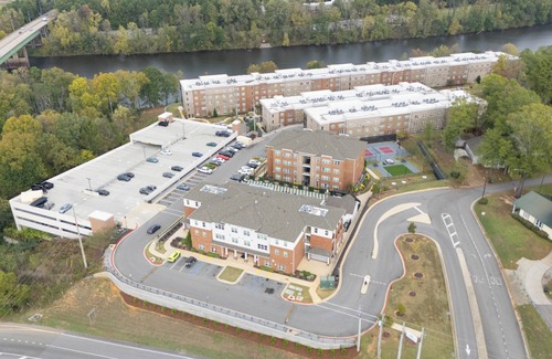 Tuscaloosa Condo | Riverside Retreat with Stunning Views, Pool, and Prime Tuscaloosa Location!