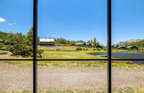 Springerville Cabin | Riverside Suite Casita 4