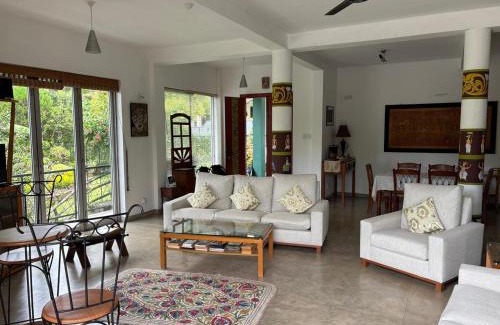 Kandy Apartment | Riverside Suites
