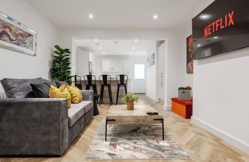 Warrington Apartment | Riverside | Work-Stay | Free Dedicated Parking
