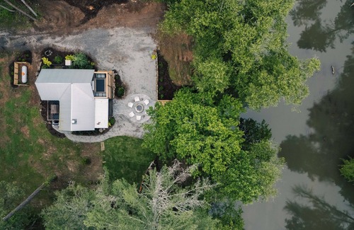 Dahlonega Cabin | Riverstone Cottage: Cozy Riverfront Retreat
