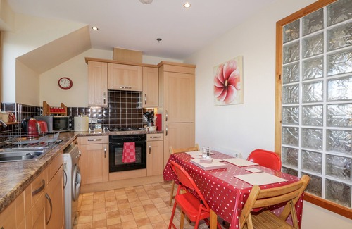 Inverness Cottage | RIVERVIEW APARTMENT, family friendly in Inverness