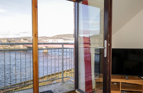 Inverness Cottage | RIVERVIEW APARTMENT, family friendly in Inverness