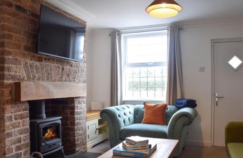 Little Leigh House | Riverview Cottage