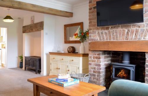 Little Leigh House | Riverview Cottage