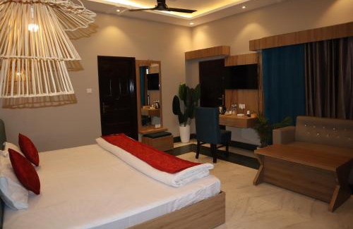 Mayapur Hotel | Riverview Resort