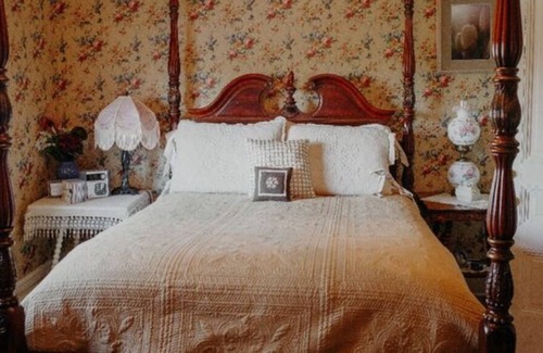 Stillwater Apartment | Riverview Suite - Aurora Staples Inn