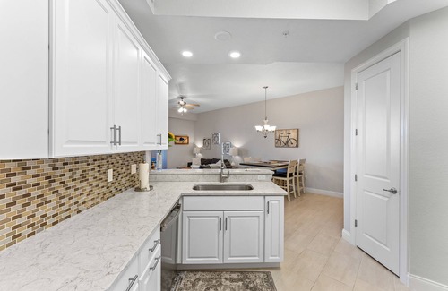 Historic District Condo | Riverwalk Condos - overlook the intercoastal!