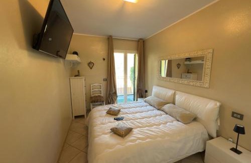 San Bartolomeo al Mare Apartment | Riviera Charme House