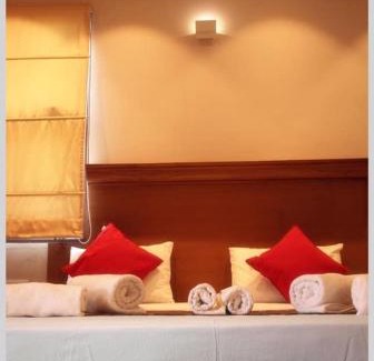 Katugastota Hotel | RIVORICH RESIDENCE Kandy