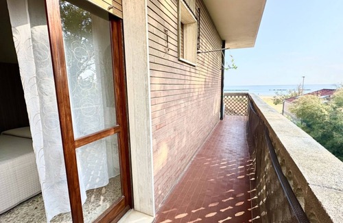 Senigallia Apartment | RM03 - Senigallia, three-room apartment facing the sea