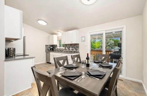 Loveland House | RMNP Retreat Group Friendly Home near Estes Park