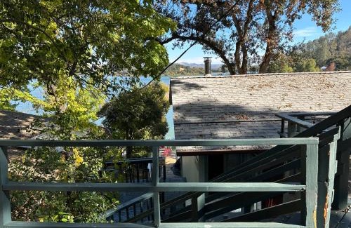 Clear Lake House | RnR on the Lake - an oasis in nature!