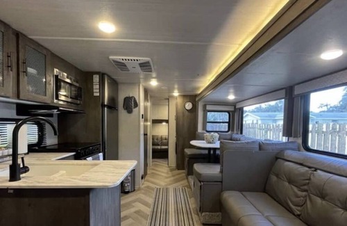 Seffner Community Alliance House | Road to Happiness-RV