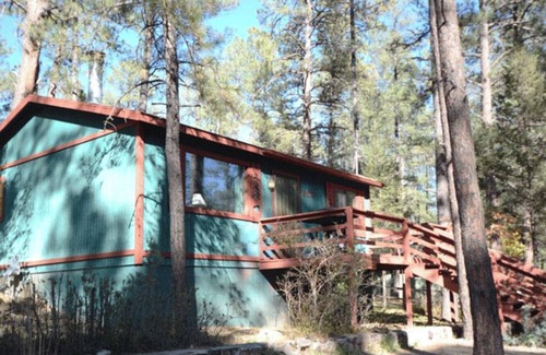 Ruidoso Cabin | Roadrunner - Historic Upper Canyon, Priv Hot Tub, Cozy
