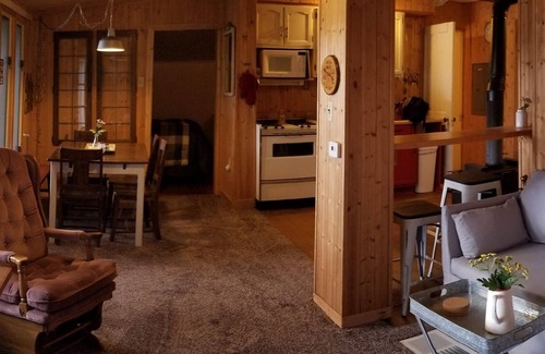 St Germain Cottage | Roads End Retreat on Lost Lake