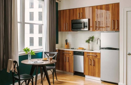 Central Business District Apartment | Roami at Duncan Plaza | 2BR Deluxe Combo #54