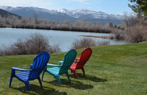 Carbondale House | Roaring Fork Luxury Base Camp - 3 Bed/2 Bath on River