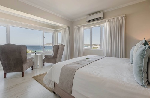 Robberg Beach House | Robberg Beach Lodge - Lion Roars Hotels & Lodges