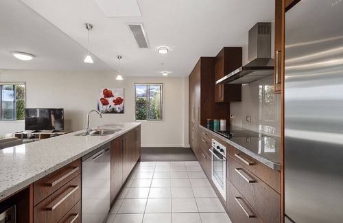 Taupo Cottage | Roberts Retreat - Taupo Holiday Home