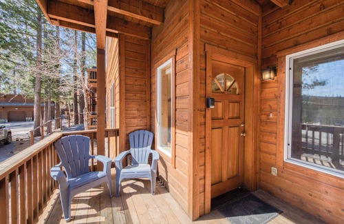 Truckee House | Robin's Rest at Tahoe Donner by Tahoe Getaways - Summer Monthly Lease w/HOA Amenities