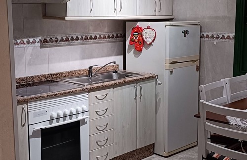 Los Pocillos Apartment | Robyka House, 5 minutes from the beach and the main street of PuertoDelCarmen