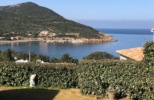 Galeria Apartment | Roc A Mare Galéria apartment terrace sea view, air conditioning, wifi, quiet, beach 250m away