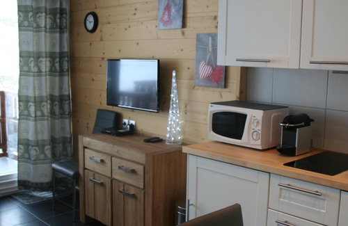 Val-Thorens Apartment | Roc de Peclet studio 22 m², South facing, Foot of the slopes, Heart Station