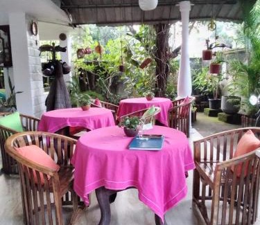 Polonnaruwa House | Rock Cascade Tourist Home & Cookery School