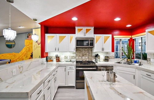 Bermuda Dunes House | Rock N Royalty: Pool, Spa, Fire Pit, Pool Table!