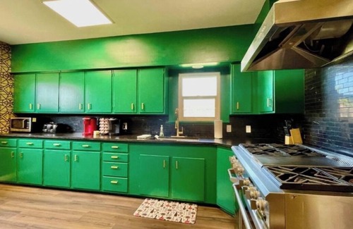 South Overton House | Rock or rest in style—Lubbock’s top music-themed luxury stay awaits!