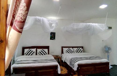 Dickoya Hotel | Rock View Rest Hatton
