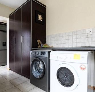 Swakopmund House | Rockaway Beach Oasis