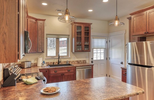 Rockerville Condo | Rockerville Gold Town Lodging #15-This two-bedroom condo is your perfect home base for adventure and relaxation. Just minutes from Mount Rushmore, Crazy Horse Memorial, Custer State Park, Sturgis, and the Badlands.