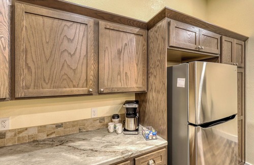 Rockerville Condo | Rockerville Gold Town Lodging #16-This one-bedroom condo is your perfect home base for adventure and relaxation. Just minutes from Mount Rushmore, Crazy Horse Memorial, Custer State Park, Sturgis, and the Badlands.