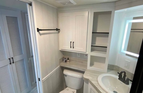 St. Maries House | Rockford Luxury Tiny Home 5 at Riverside Landing
