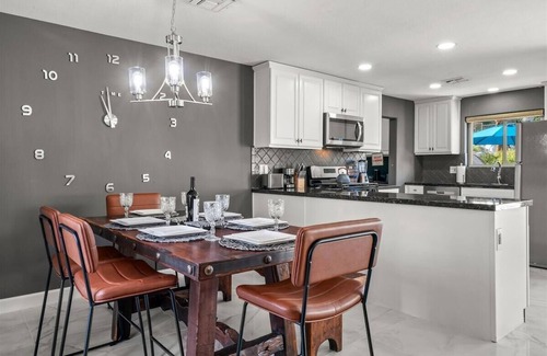 Chino Canyon House | Rockin Palms - Relax & Recharge: Elegant Design, Cozy Fire Pit & Poolside Bliss