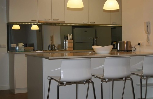 South Yarra Apartment | Rockmans South Yarra is a Boutique style apartment