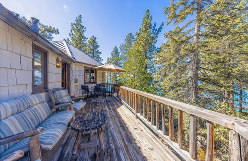Brockway Cabin | Rockpile Treehouse | Adventurous Living with Lake Views