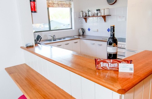 Narrawallee House | Rockpools Beach House - Pet Friendly