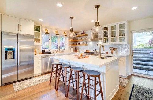 Upper Rockridge House | Rockridge Luxury Home w/Chef's Kitchen Near Claremont Hotel, Cal Berkeley, BART