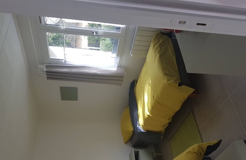 Conflans-Sainte-Honorine House | Rocks of the banks of the Seine