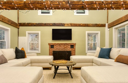 Stockbridge House | Rockspring by AvantStay | Huge Berkshires Estate