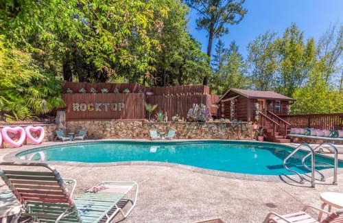 Hacienda House | Rocktop Lodge