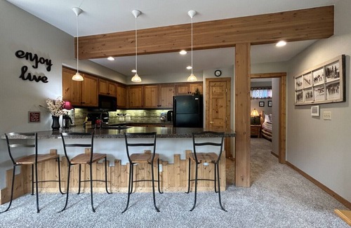 Old Town Condo | Rocky Mountain Retreat: Steps to Slopes, Hot Tub, Spectacular Views!