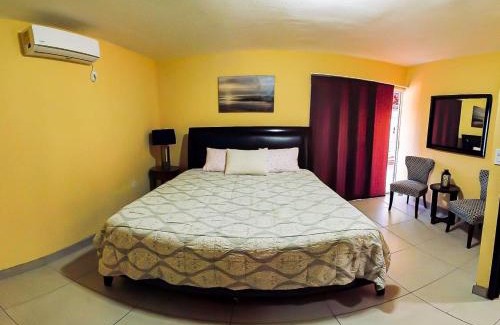 Ciudad Constitucion House | Rocky Point Casa Mango w Pool Walk to Beach