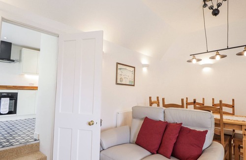 Nostie Cottage | RODDY'S COTTAGE, pet friendly, character holiday cottage in Glenelg