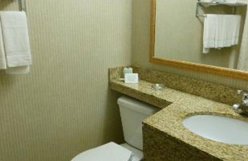 Mercer Hotel | Rodeway Inn Mercer I-80