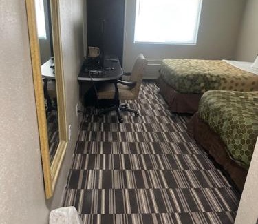 Webster Crossing Hotel | Rodeway Inn